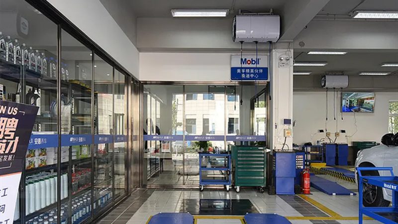 在填写报价单模板时，应注意以下几点：